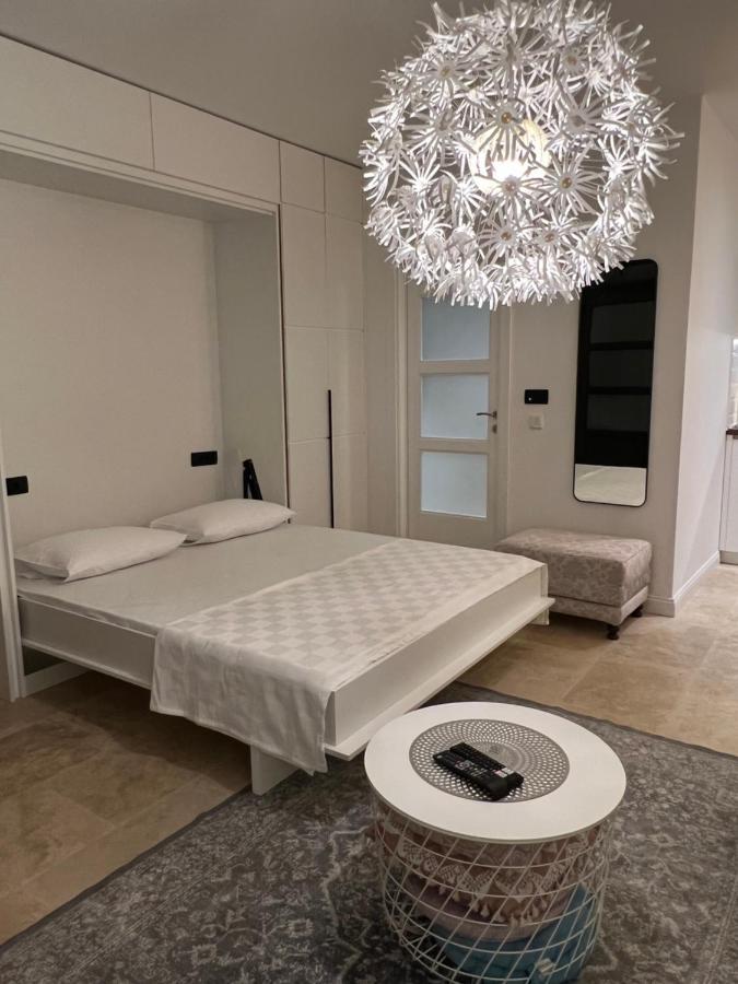 Rose Downtown Apartment Podgorica Exterior photo