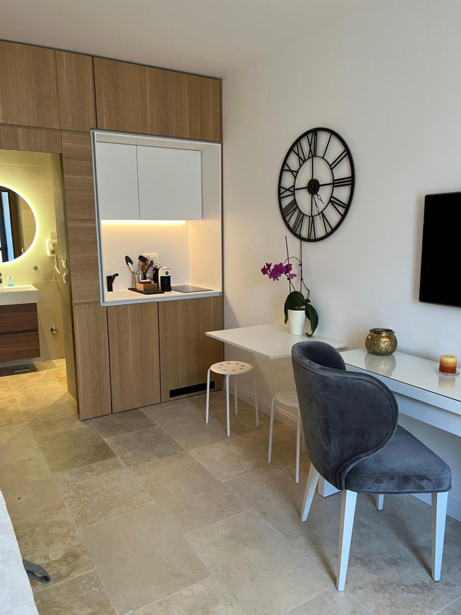 Rose Downtown Apartment Podgorica Exterior photo